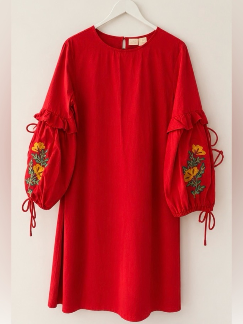 Lucy & Laurel Red Long-Sleeve Embroidered Puff Dress